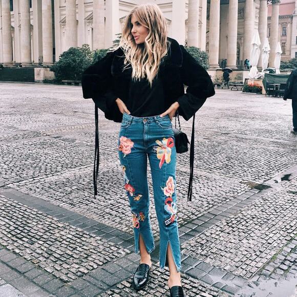 Zara Embroidered Floral Ankle Jeans Slit Straight Leg Lips Music Cassette Tape 4 - Picture 1 of 15
